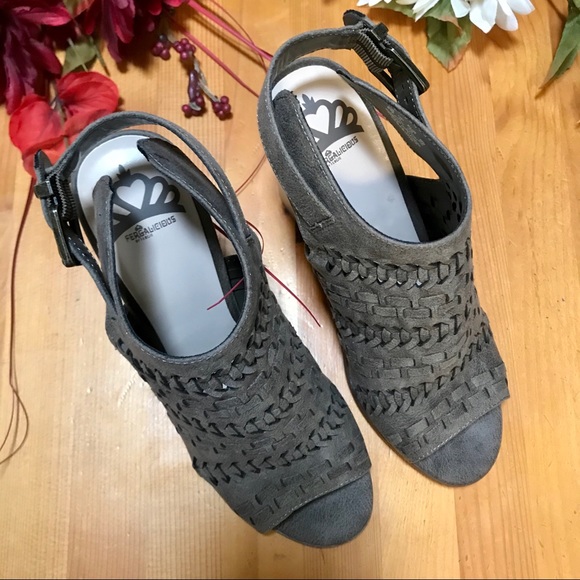 Fergalicious Braided Open Toe Sandal - Picture 3 of 11